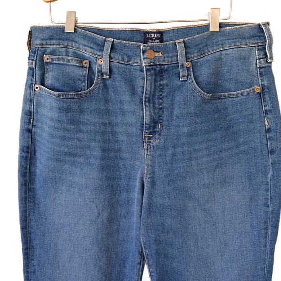 J Crew Relaxed Boyfriend Jeans Size 29 *runs big* Mom jeans - Picture 7 of 10
